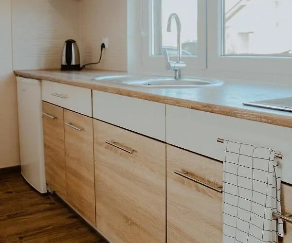 Bobrowe Zacisze - Letniskowe Zarnowska